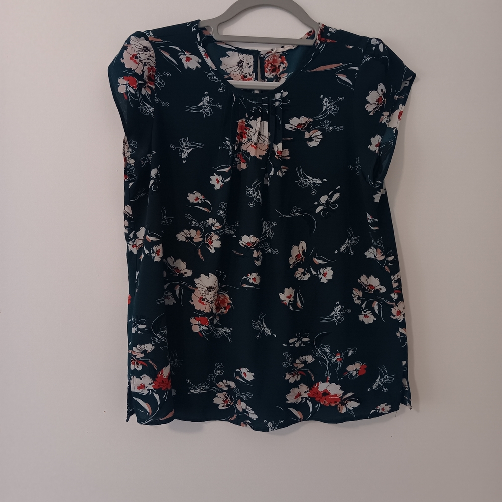 Fun 2 Fun Dark Green Floral Short Sleeve Blouse Large
